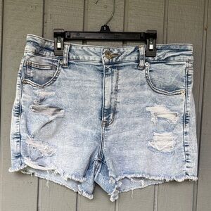 American Eagle Distressed Denim Shorts 16